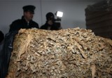 Policja znalazła 47 kilogramów nielegalnego tytoniu