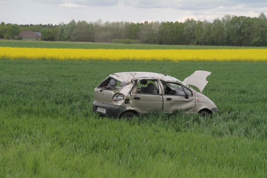 Śmiertelny wypadek na trasie z Bąkowa do Domaszczyna