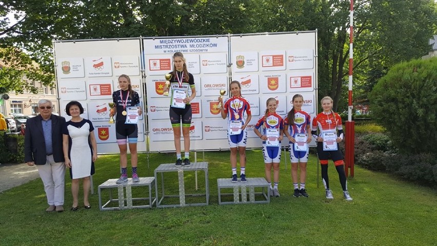 Reprezentanci Kaliskiego Towarzystwa Kolarskiego zdobyli trzy medale w jeździe na czas podczas mistrzostw młodzików
