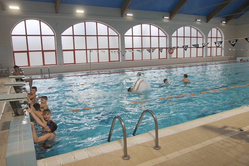 Zawody w pływaniu odbyły się w Wodniku