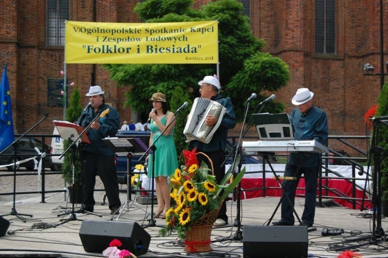 Kwidzyn: W sobotę VI Ogólnopolskie Spotkania Kapel i Zespołów Ludowych &quot;Folklor i biesiada&quot;