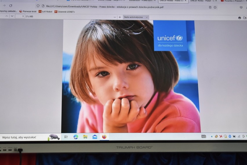 Szkoła Podstawowa w Wilczyskach wspólnie z UNICEF świętuje...