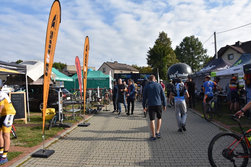 Bike Atelier MTB Maraton 2021 w Żarkach już za nami - mamy DUŻO zdjęć. Udział brało ponad 600 uczestników
