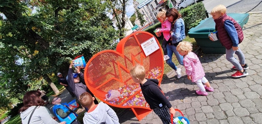 Akcja zbierania nakrętek w Pińczowie idzie pełną parą. Od...