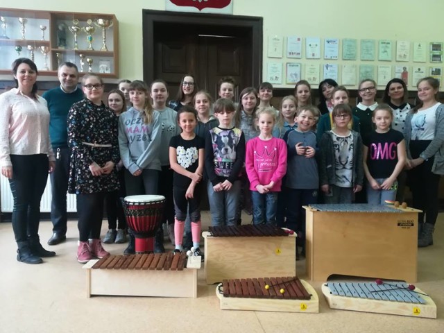Szkoła w Zdziechowa pozyskała 7,5 tys. zł z niemieckiej fundacji na zakup instrumentów do lekcji muzyki