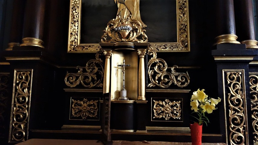 Ołtarze z kościoła w Dąbrowie Białostockiej wpisane do rejestru zabytków