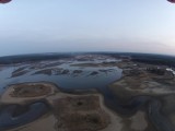 Niski poziom wody w Zalewie Sulejowskim. Można zobaczyć dawne koryto Pilicy [ZDJĘCIA]