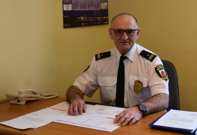 Wiesław Dziadkowiec został w drodze awansu wewnętrznego zastępcą komendanta Straży Miejskiej w Grudziądzu. Z tą jednostką jest związany od ponad 4 lat. To emerytowany zastępca komendanta policji w Grudziądzu