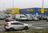 Kraków. Zapadł prawomocny wyrok w głośnej sprawie pracownika zwolnionego ze sklepu IKEA. W tle Biblia i LGBT. Ma zostać przywrócony do pracy