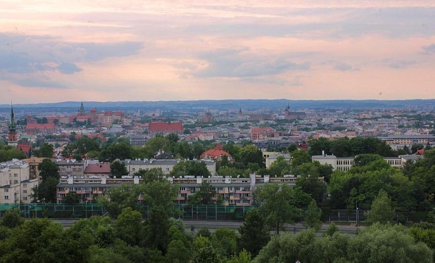 Weekendowy spacer po mieście. Kopiec Kraka [ZDJĘCIA]