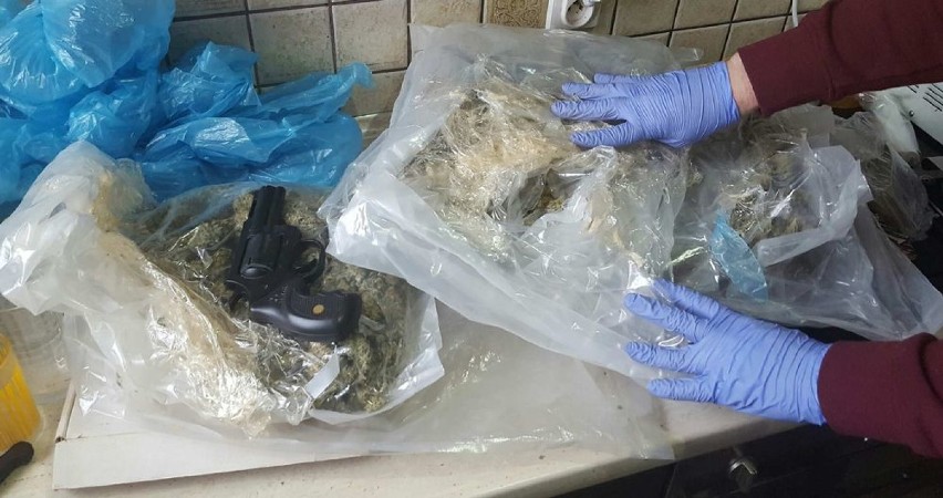 Policja znalazła 2,5 kg narkotyków