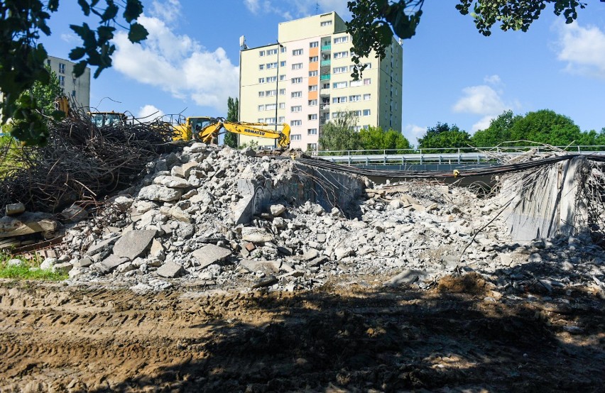 Wykonawca zgromadził również sprzęt na budowie do...