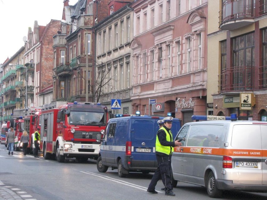 Ostrów: Pożar kamienicy przy ul. Raszkowskiej [FOTO]