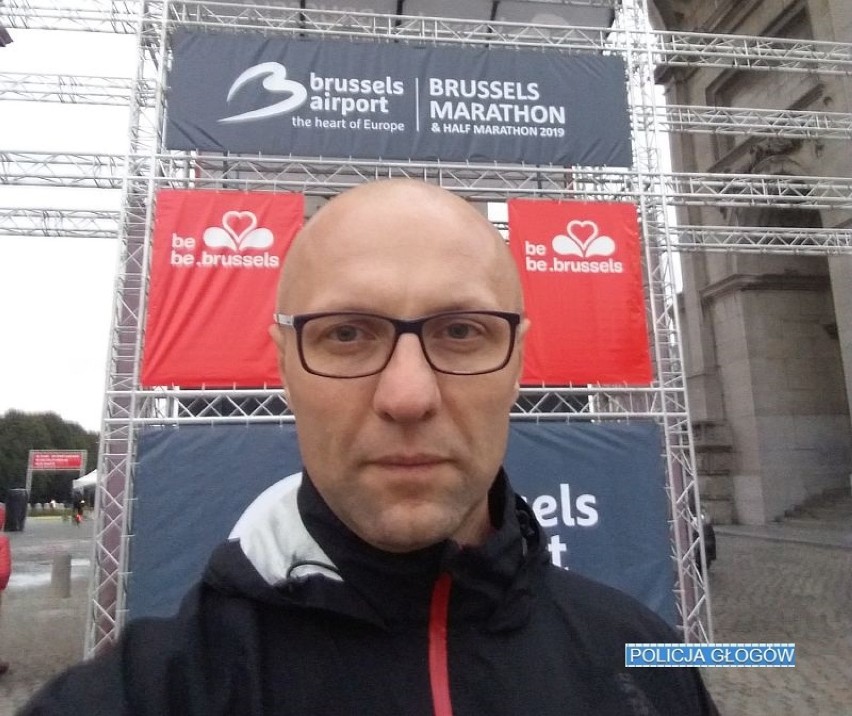 Udany start policjanta z Głogowa w brukselskim maratonie 
