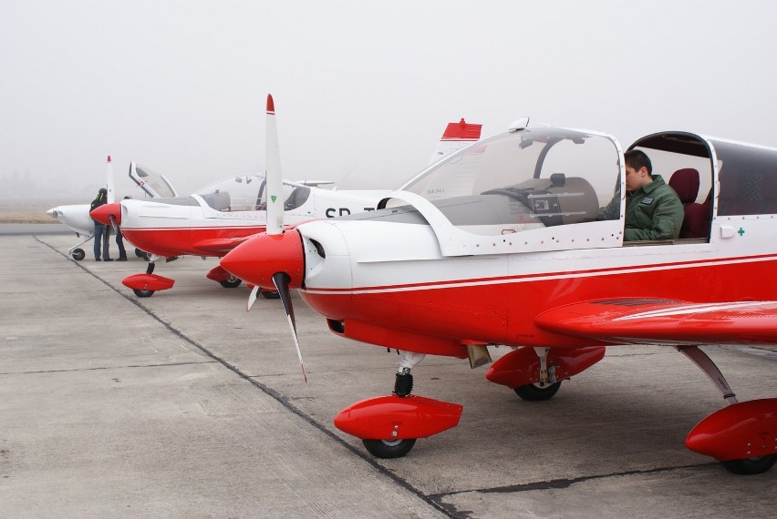 Akademicki Ośrodek Szkolenia Lotniczego w Dęblinie ma nowe samoloty