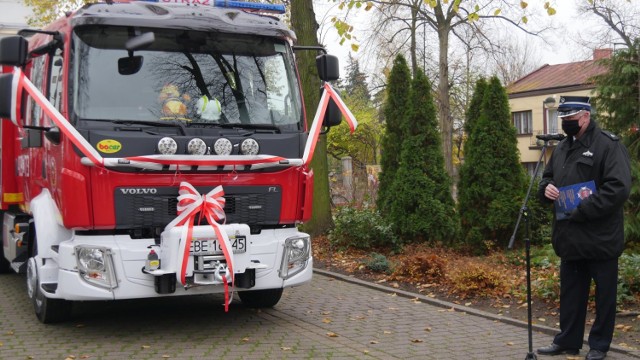 Nowy wóz strażacki dla OSP Szczerców