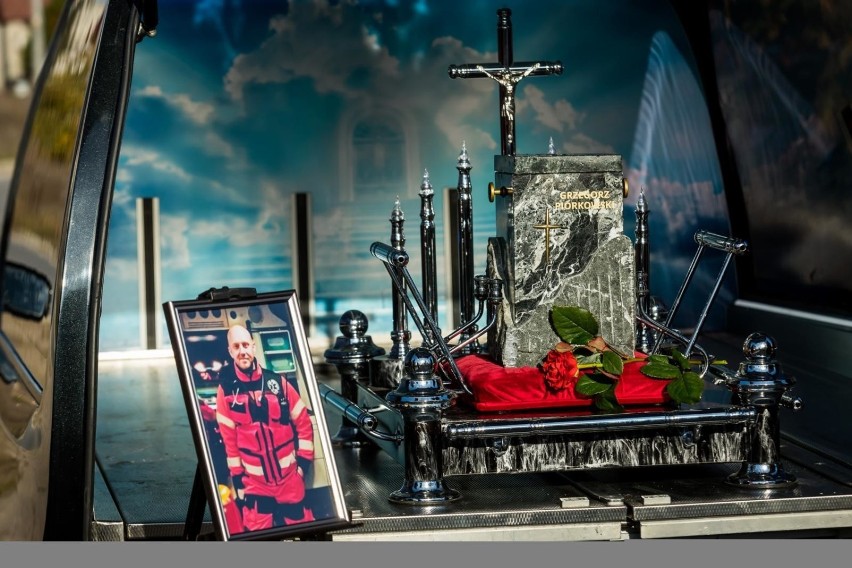 Pogrzeb bydgoskiego ratownika, tragicznie zmarłego Grzegorza...