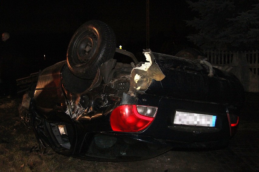 Cztery osoby ranne w wypadku pod Łowiczem