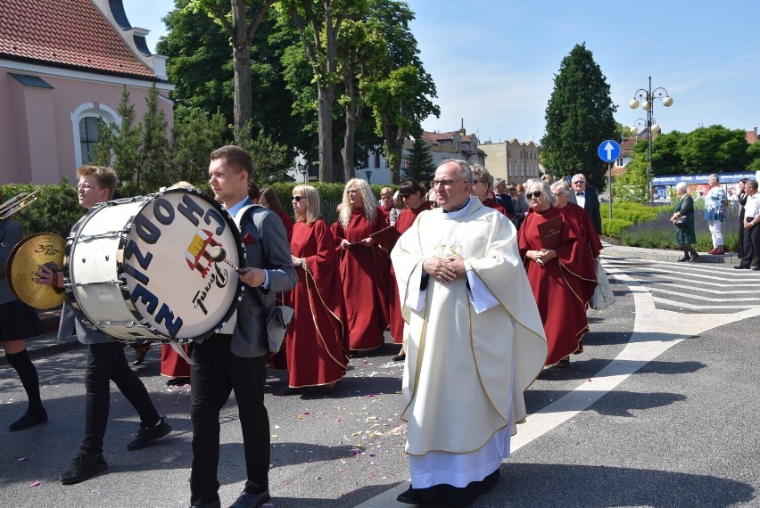 W 2022 roku trasa procesji wiodła od kościoła pw. św....