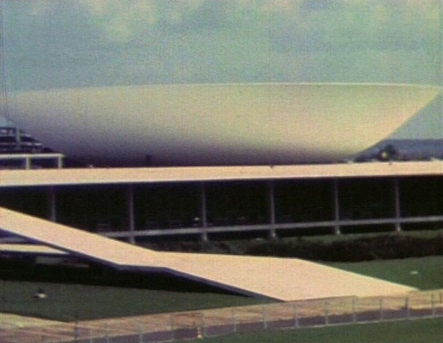 Kadr z filmu "Brasilia"