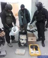 Olsztyńscy policjanci zabezpieczyli kilkadziesiąt kilogramów narkotyków [ZDJĘCIA]