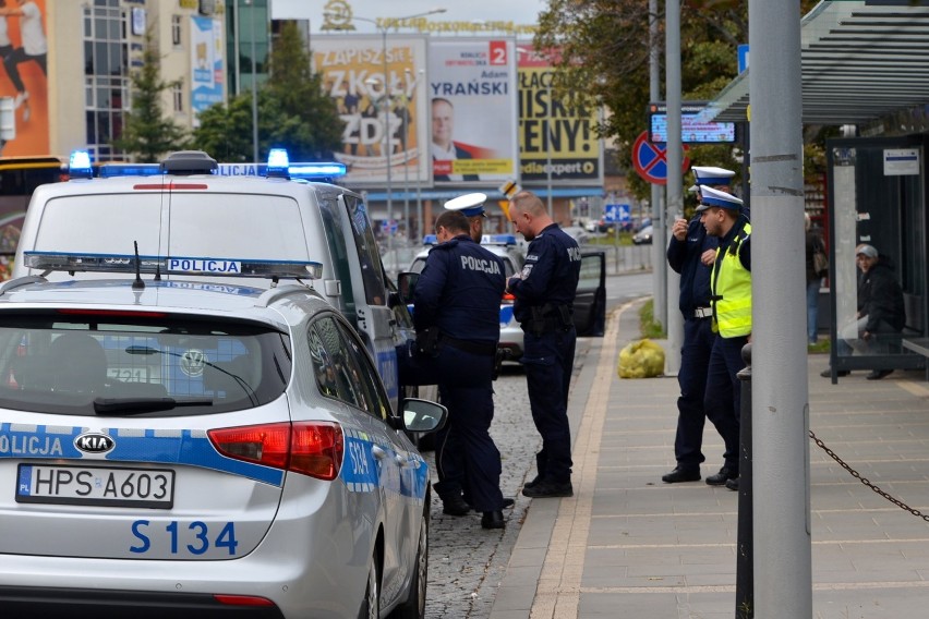 Akcja policji w centrum Kielc. Zatrzymany mężczyzna (WIDEO) 