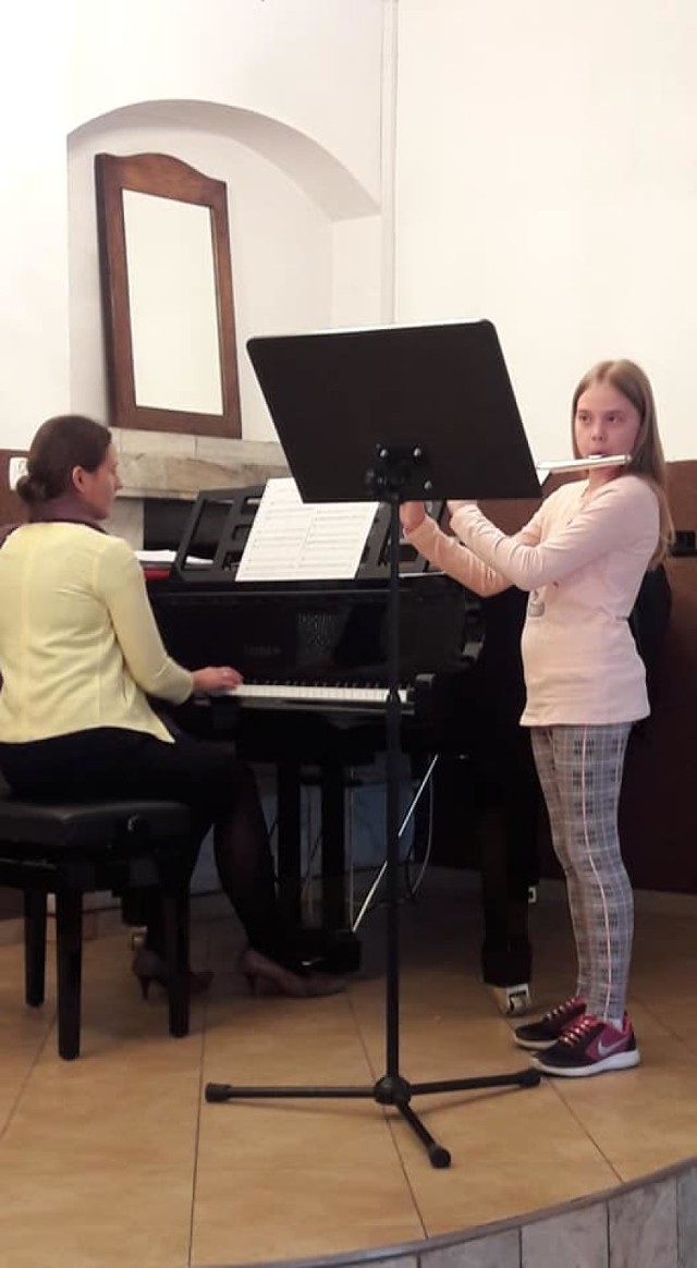 Szkoła Muzyczna I stopnia w Uniejowie z oddziałem w Poddębicach prowadzi nabór na rok szkolny 2020/2021. Egzaminy odbędą się zdalnie