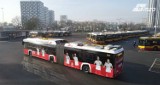 Specjalny mundialowy autobus wyjechał na ulice Warszawy. Ma zachęcić do kibicowania Polakom podczas mistrzostw świata w Katarze