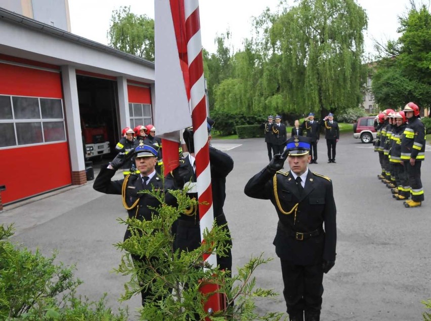 Kościan-nasi strażacy także świętują Dzień Flagi 