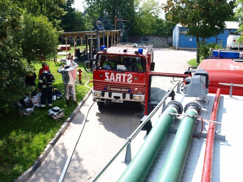 Malbork, Lipinka. Ćwiczenia strażaków z ratownictwa chemicznego i technicznego [ZDJĘCIA]