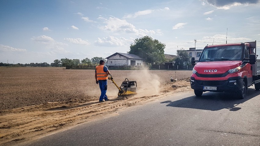 Leszno. Drogowe inwestycje w Krzycku i Gołanicach komplikują ruch. Jak długo potrwają? [ZDJĘCIA]