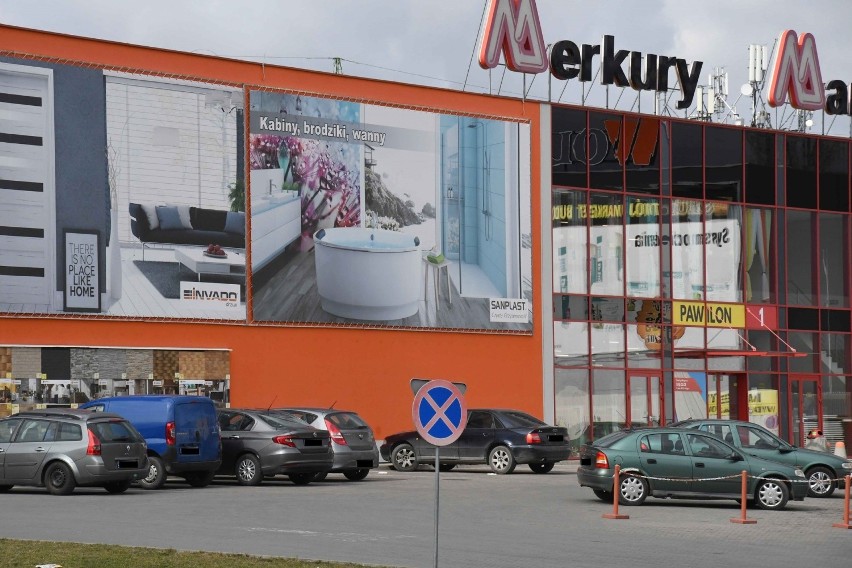 Mnóstwo klientów zdecydowało się na sobotnie zakupy w...