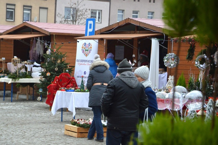 Występy przedszkolaków i grupy Anima podczas Jarmarku Bożonarodzeniowego w Bojanowie - 18.12.2022