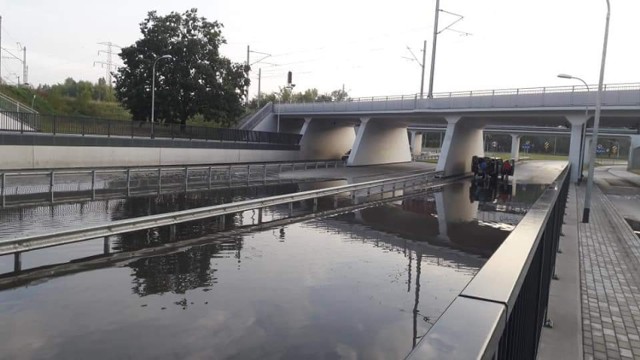 Źródło zdjęcia: 
Za torami - Targówek Fabryczny, Utrata, Elsnerów