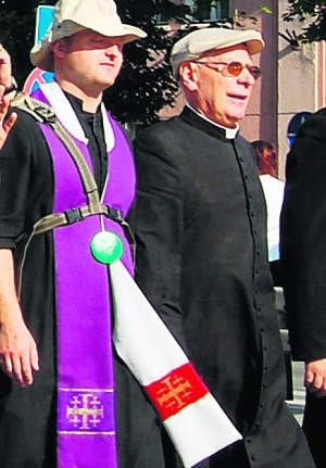 W ub. wtorek ksiądz Jan symbolicznie dołączył do pielgrzymki. fot. radosław konczyński