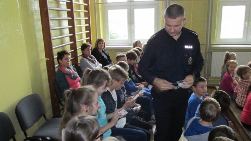 Ruszków Pierwszy: Policjanci w szkole