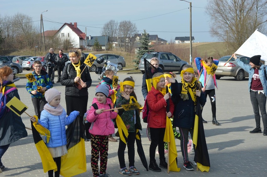 Dzień Jedności Kaszubów 2019 - czarno-żółte flagi wypełniły ulice Żukowa ZDJĘCIA, WIDEO cz. 1