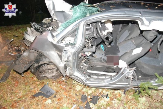Tragiczny wypadek w Nadziei: nie żyje 18-letni kierowca
