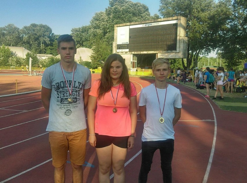 Młodzie lekkoatleci LKS OSiR Pleszew powrócili z medalami z Mistrzostw Województwa Młodzików w Lekkiej Atletyce