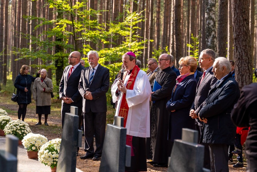 Uroczystości w Lesie Piaśnickim. Oddali hołd pomordowanym w czasie drugiej wojny światowej