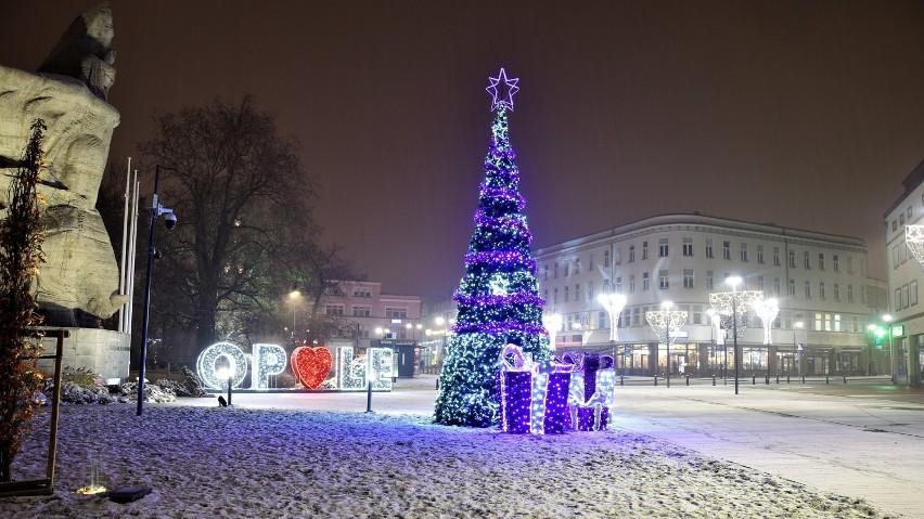 Opole - świąteczna iluminacja miasta