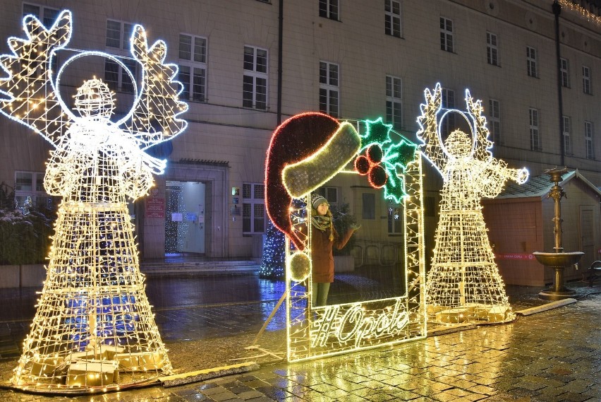 Opole - świąteczna iluminacja miasta