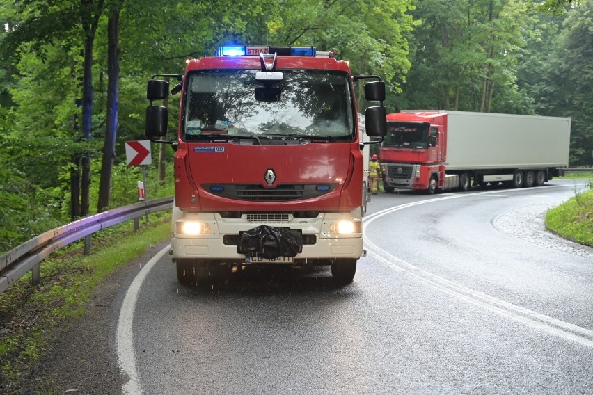 Wypadek na DK16 pod Grudziądzem. Jedna osoba została ranna