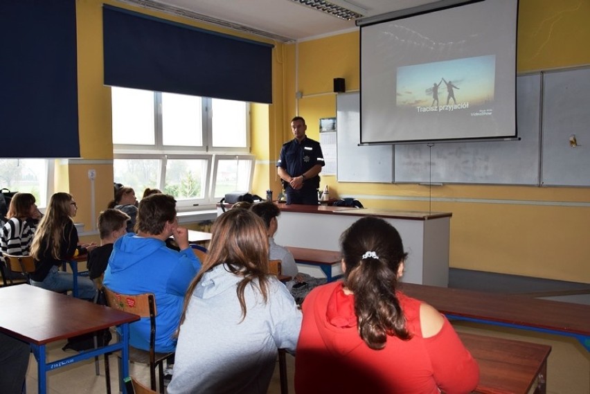 Spotkania w ramach kampanii „Narkotyki i dopalacze zabijają”