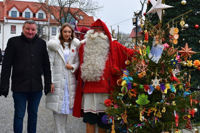 Już po raz trzeci Prawdziwy Mikołaj z Laponii odwiedził Bielsk Podlaski. Festyn z jego udziałem zgromadził tłumy mieszkańców oraz gości z ościennych powiatów