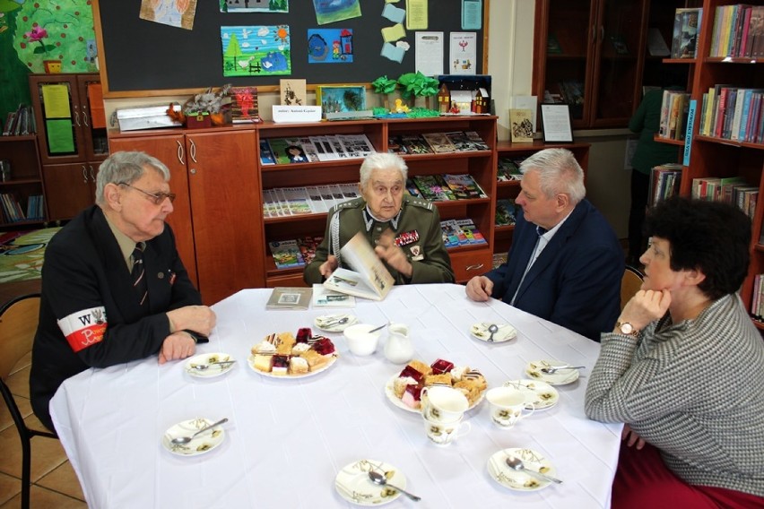 Dzień z powstańcem w międzyborskiej Badurówce (ZDJĘCIA)