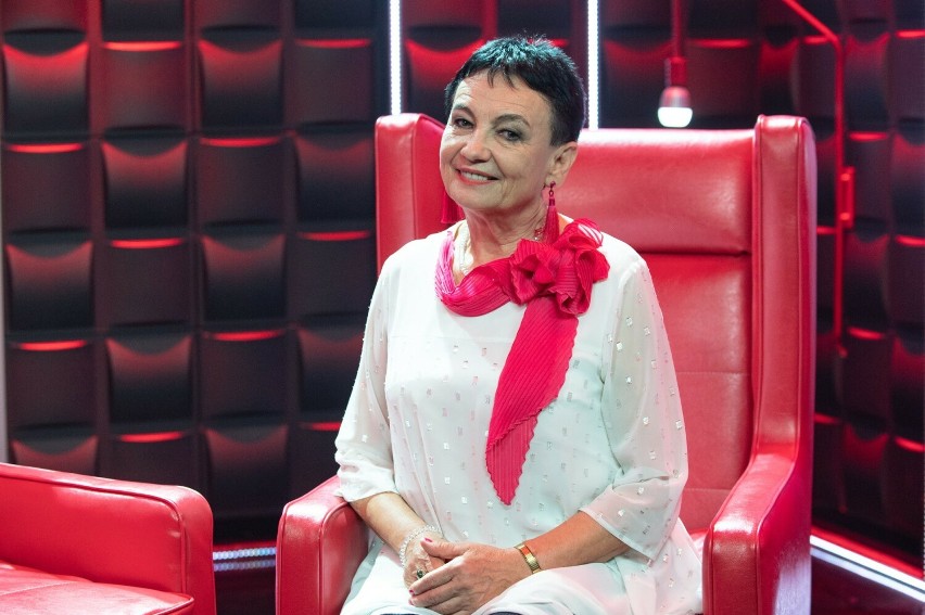 Lucyna Mazur z Czchowa odnosi sukcesy w programie "The Voice Senior". Muzyka jest obecna w jej życiu od dziecka