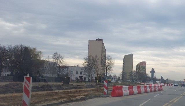 Zobacz jak wyglądają prace przy rozbudowie drogi wojewódzkiej 754 w Ostrowcu Świętokrzyskim