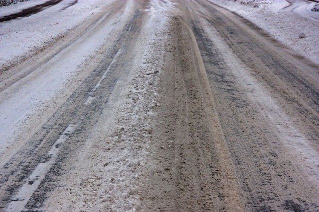 Warunki na drogach w Jastrzębiu pozostawiały wiele do życzenia.