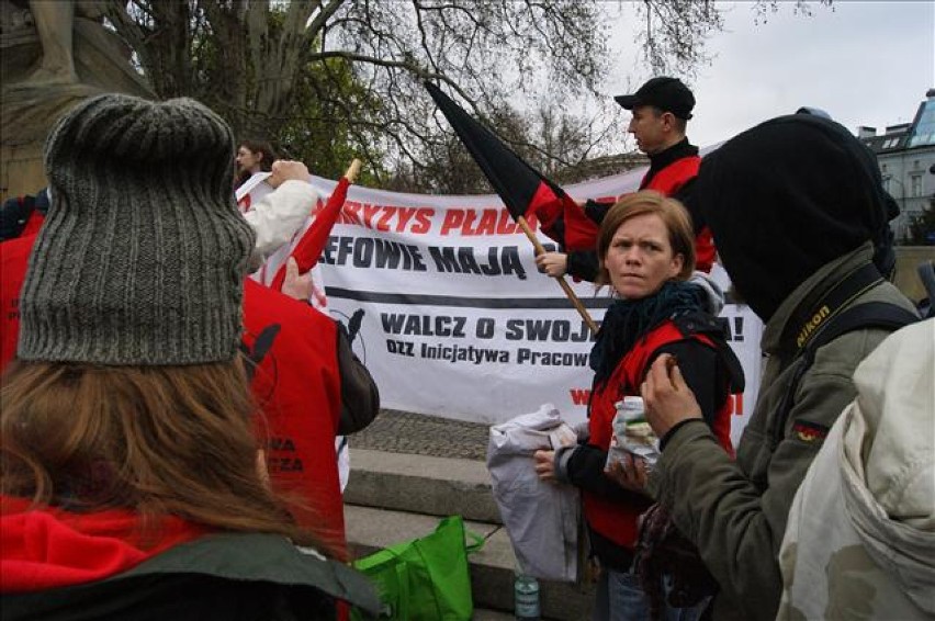 Marsz Koalicji 1 Maja we Wrocławiu. Przeciwko wyzyskowi pracowników [zdjęcia]